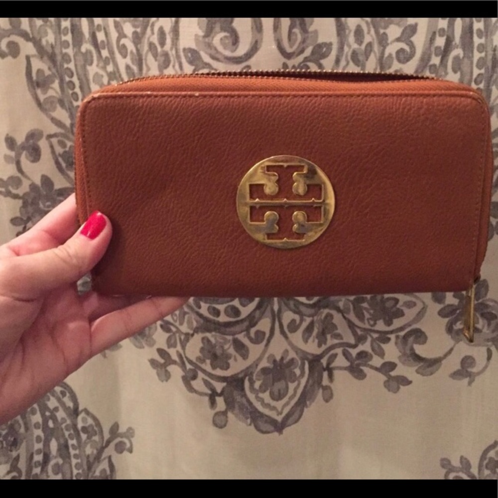 Tory Burch Wallet